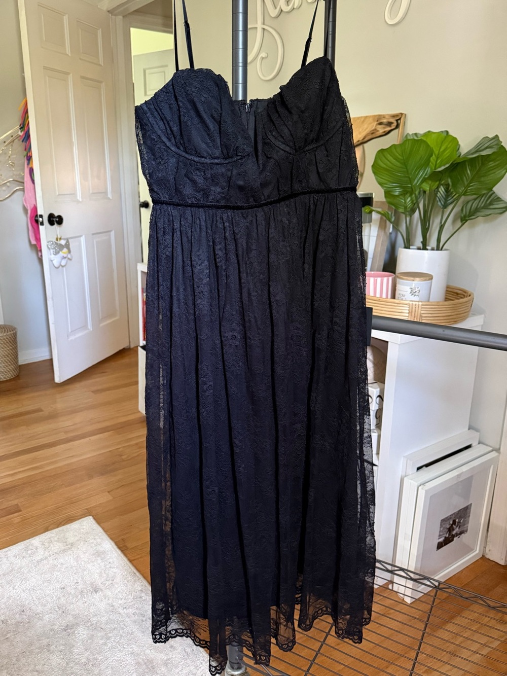 NWT Lulus Black Lace Dress